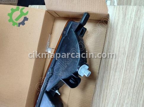 Mitsubishi L300 Sinyal Lambası MB831288-DEPO çıkma parça