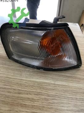 Nissan Sunny Sinyal 215-1566R çıkma parça