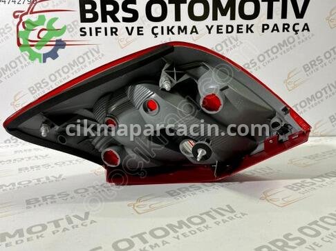 Skoda Fabia Sol Arka Stop 5J6945111 çıkma parça