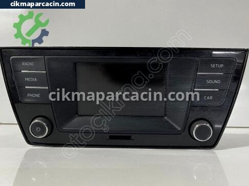 Skoda Fabia Teyp çıkma parça