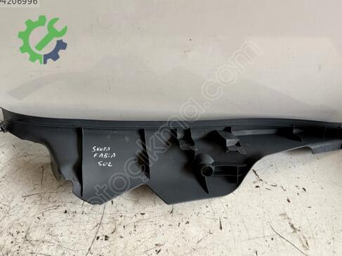 Skoda Fabia Bakalit çıkma parça