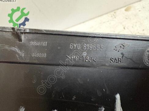 Skoda Fabia Trim çıkma parça