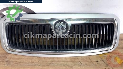 Skoda Fabia Ön Panjur çıkma parça