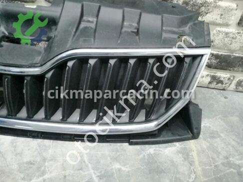 Skoda Fabia Ön Panjur 6V0853653 çıkma parça