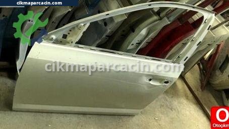 Skoda Fabia Sol Ön Kapı çıkma parça