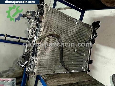 Skoda Fabia Motor Su Radyatörü çıkma parça