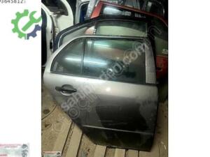 Skoda Fabia Orijinal Çıkma Kapı