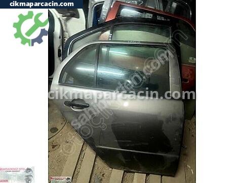 Skoda Fabia Kapı çıkma parça