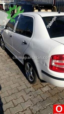 Skoda Fabia Sağ Arka Kapı çıkma parça