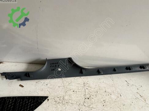 Skoda Fabia Bakalit çıkma parça