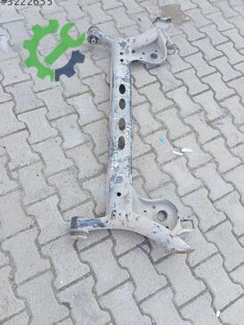 Skoda Fabia Arka Dingil çıkma parça