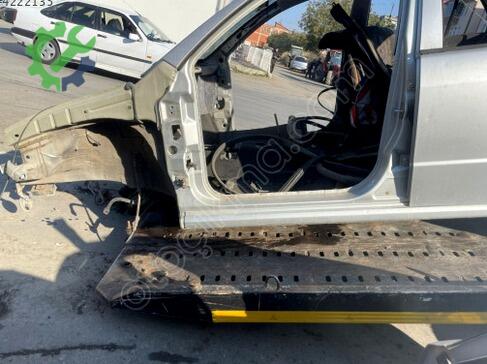 Skoda Fabia Sol Marşpiyel Sacı çıkma parça