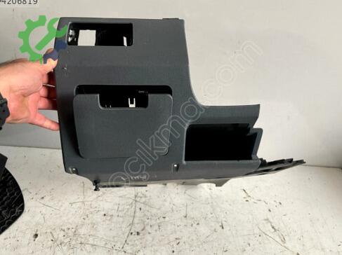 Skoda Fabia Torpido çıkma parça