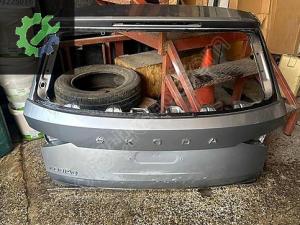 SKODA KADİAQ BAGAJ KAPAĞI ÇIKMA ORJİNAL
