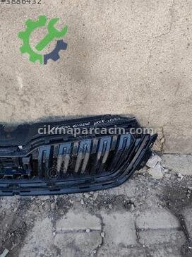 Skoda Karoq Ön Panjur çıkma parça