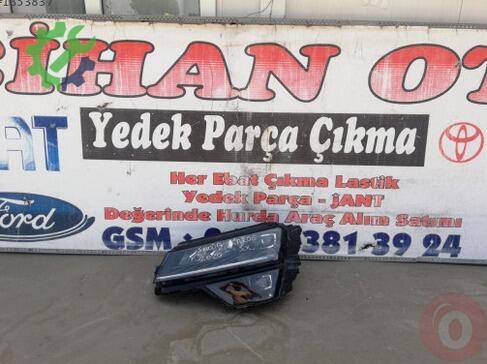 Skoda Karoq Far Camı çıkma parça