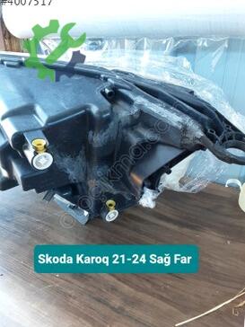 Skoda Karoq Sağ Ön Far 21-24 çıkma parça