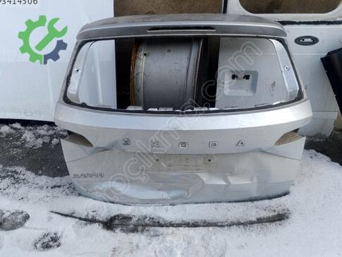 Skoda Karoq Bagaj Kapağı çıkma parça