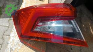 Skoda Karoq ledli sol arka stop çıkma