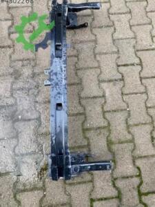 Skoda karoq ön tampon demiri 2017-2025
