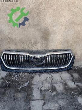 Skoda Kodiaq Ön Panjur çıkma parça