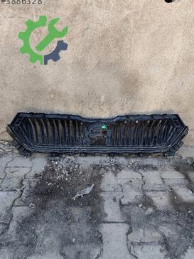 Skoda Kodiaq Ön Panjur çıkma parça