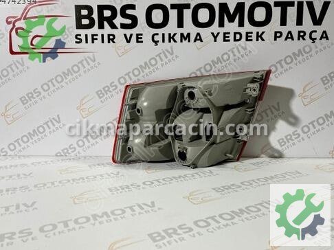 Skoda Octavia Sol Arka Stop 5E5945111 çıkma parça