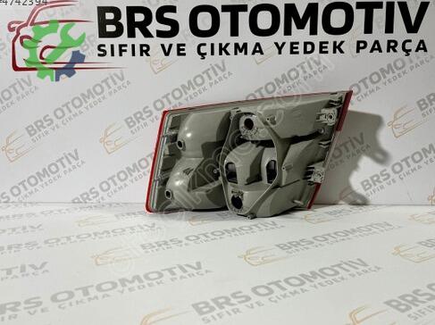 Skoda Octavia Sol Arka Stop 5E5945111 çıkma parça