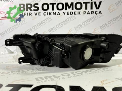 Skoda Octavia Sağ Sis Farı 5E0941702A çıkma parça