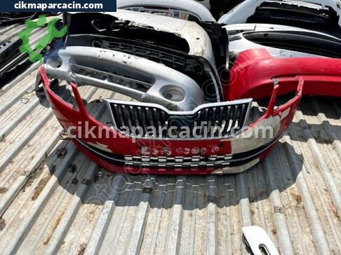 Skoda Octavia Ön Tampon çıkma parça