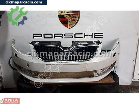 Skoda Octavia Ön Panjur çıkma parça