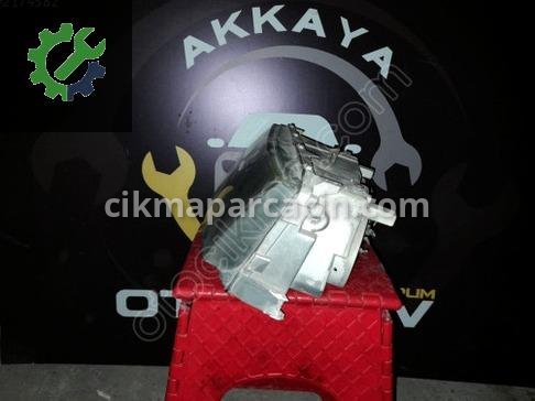 Skoda Octavia Sol Ön Far çıkma parça