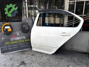 SKODA OCTAVİA A5 Az Hasarlı Çıkma Orijinal Sol Arka Kapı