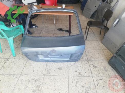 Skoda Octavia Arka Bagaj çıkma parça