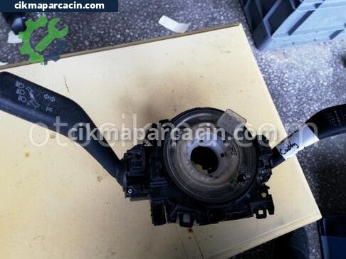Skoda Octavia Silecek Kolu çıkma parça