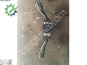 Skoda Octavia Çıkma Sinyal Kolu