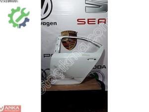 SKODA OCTAVİA KAPI 5E5833601A ORJİNAL ÇIKMA PARÇA