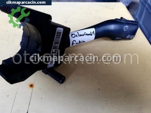 Skoda Octavia Silecek Kolu çıkma parça