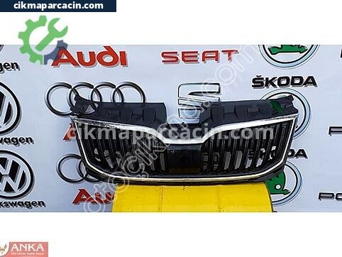 Skoda Octavia Ön Panjur çıkma parça