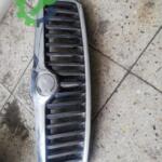 Skoda octavia ön panjur çıkma orijinal
