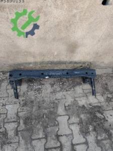 Skoda Octavia ön tampon demiri 2018 2025