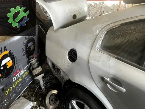 Skoda Octavia Arka Çamurluk çıkma parça