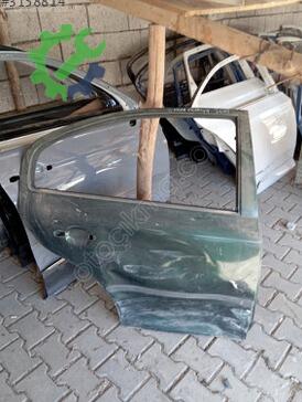 Skoda Octavia Sağ Arka Kapı çıkma parça