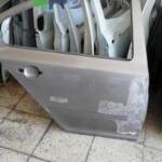 Skoda octavia sağ arka kapı çıkma orjinal