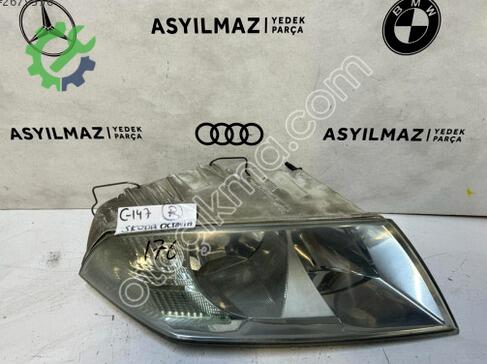 Skoda Octavia Sağ Ön Far çıkma parça