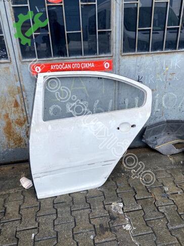 Skoda Octavia Sol Arka Kapı çıkma parça