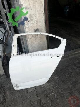 Skoda Octavia Sol Arka Kapı çıkma parça