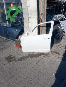 Skoda Octavia sol ön kapı