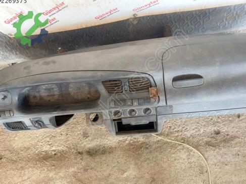 Skoda Göğüs çıkma parça