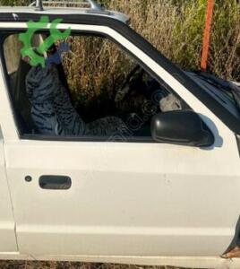 Sağ Ön Kapı Mahindra Pick up Çıkma